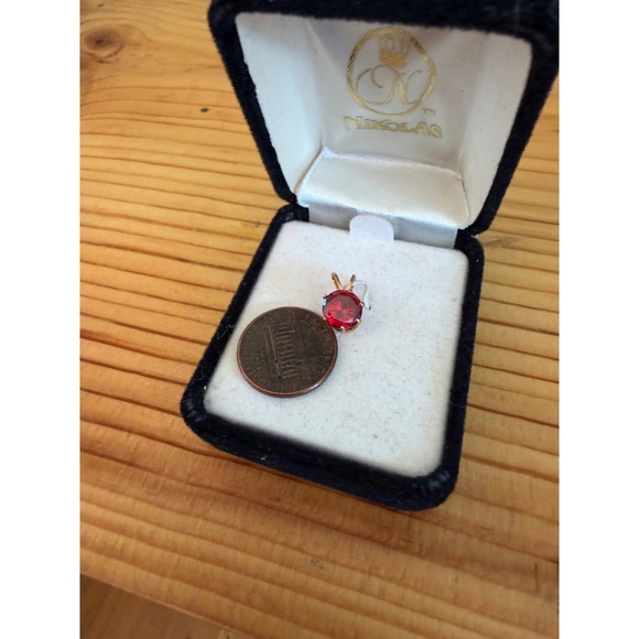 Vintage House of Nikolas 3ct Cubic Zerconia Ruby Yellow Gold-filled Pendant - Picture 6 of 7